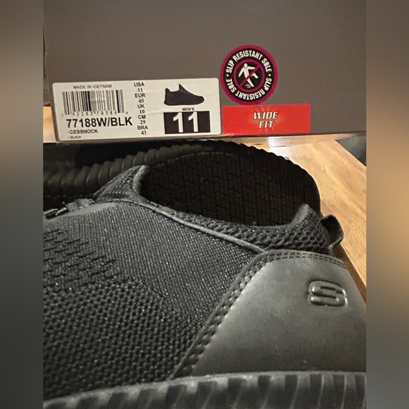 Men’s Skechers Work Relaxed Fit: Cessnock SR Memory Foam Wide Fit Size 11 - Picture 9 of 11